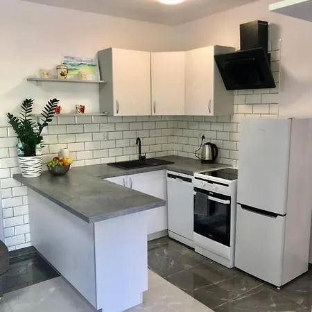 Dom Nad Jeziorem Wiejskim