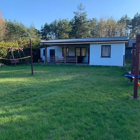 Dom Nad Jeziorem Wiejskim