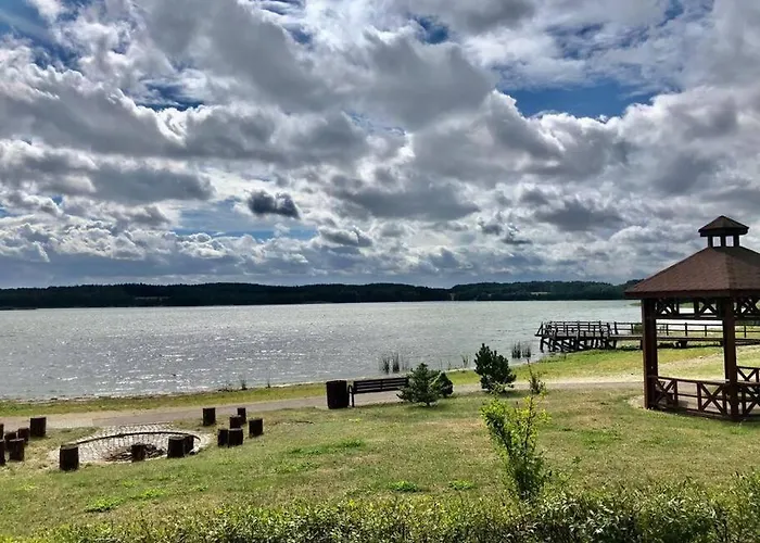 شقة Dom Nad Jeziorem Wiejskim Lakie (Bytow)